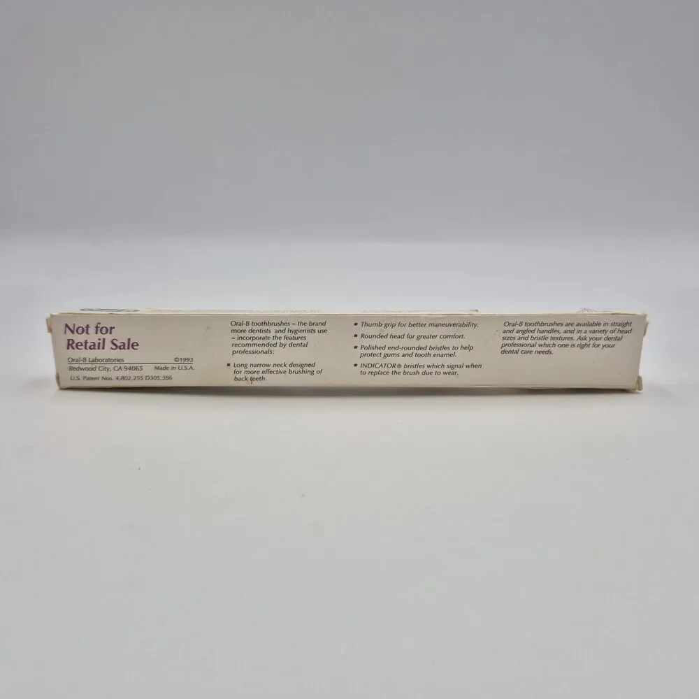 Vintage 1993 Oral B 40 Soft Straight Indicator Bristles Toothbrush